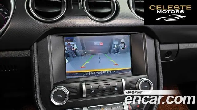 FORD Cabriolet 2020 — photo 18 sur 36