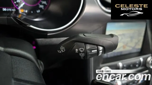 FORD Cabriolet 2020 — photo 25 sur 36