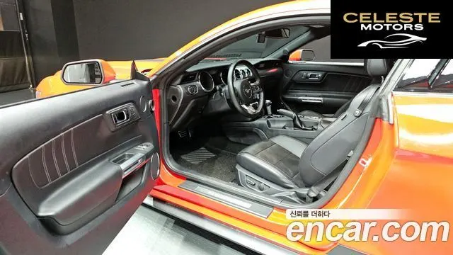 FORD Coupé 2015 — photo 10 sur 20