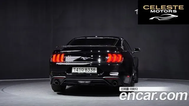 FORD Coupé 2019 — photo 4 sur 20