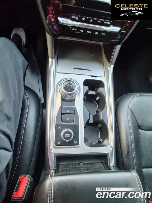FORD 62.3 Limited 4WD 2021 — photo 24 sur 26