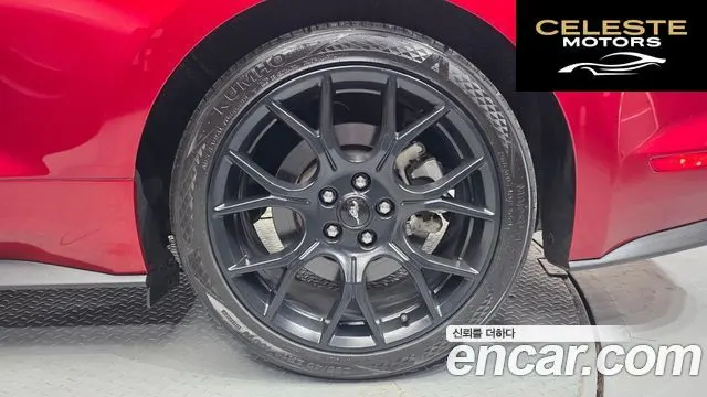 FORD Coupé 2019 — photo 7 sur 36