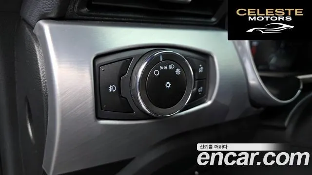 FORD Coupé 2023 — photo 25 sur 31