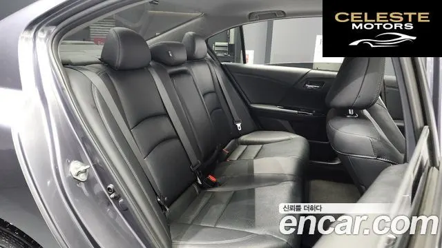 HONDA 2.4 2017 — photo 12 sur 20