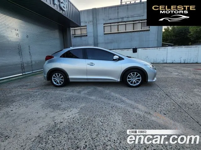 HONDA 1.8 2013 — photo 19 sur 20