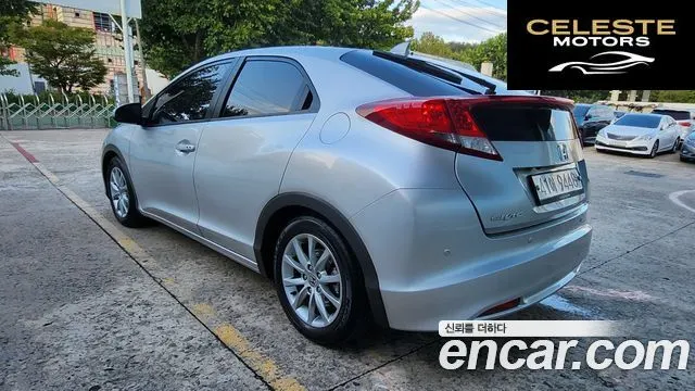 HONDA 1.8 2013 — photo 4 sur 20