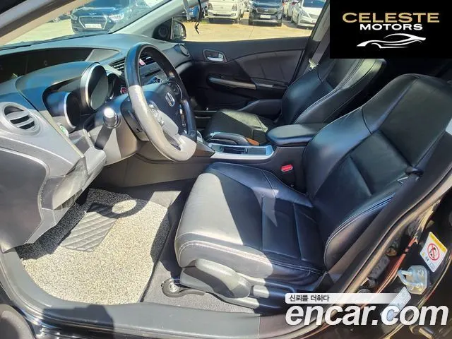 HONDA 1.8 2013 — photo 10 sur 26