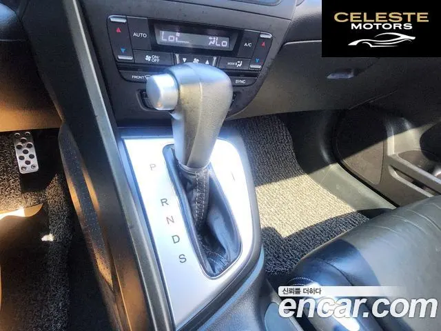 HONDA 1.8 2013 — photo 9 sur 26