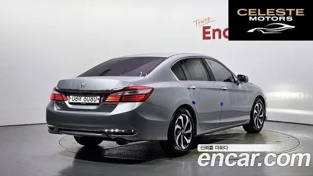 HONDA 2.4 2017 — photo 2 sur 20