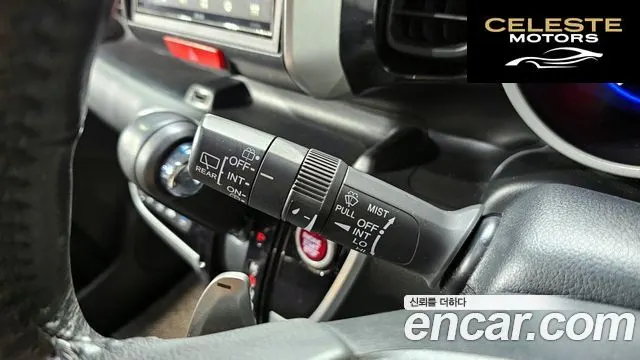 HONDA N-BOX 0.6 Turbo 2WD 2015 — photo 18 sur 20
