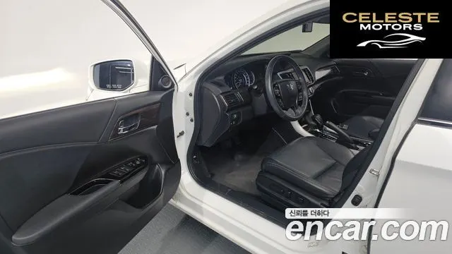 HONDA 2.4 2017 — photo 10 sur 26