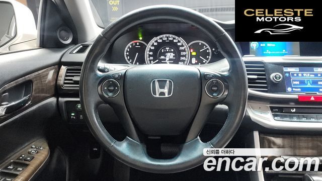 HONDA 2.4 2013 — photo 13 sur 20