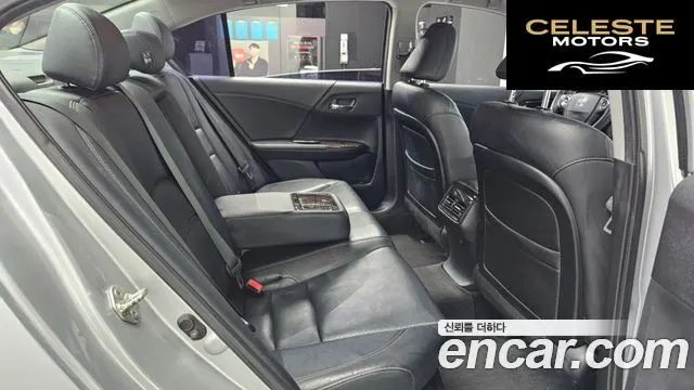 HONDA 2.4 2013 — photo 12 sur 20