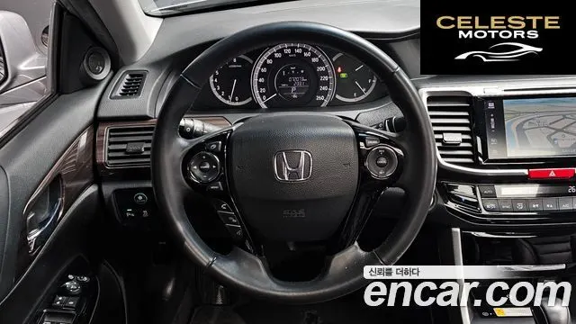 HONDA 2.4 2017 — photo 14 sur 26