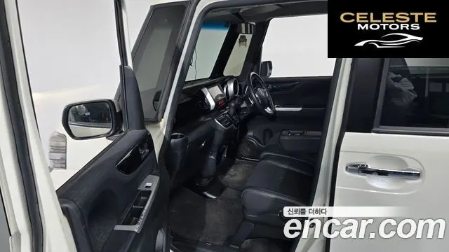 HONDA N-BOX 0.6 2WD 2016 — photo 11 sur 20