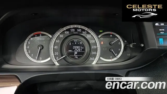 HONDA 2.4 2016 — photo 8 sur 20