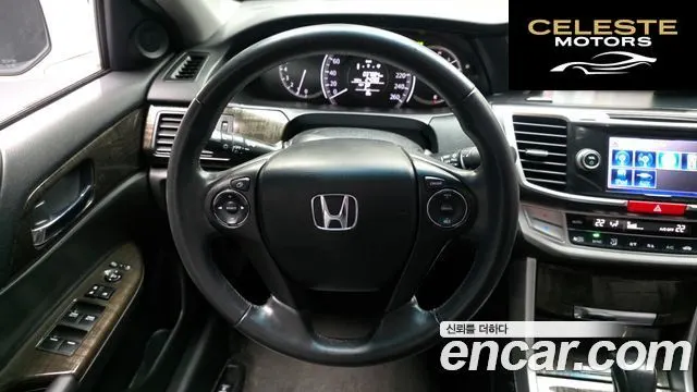 HONDA 2.4 2013 — photo 13 sur 20