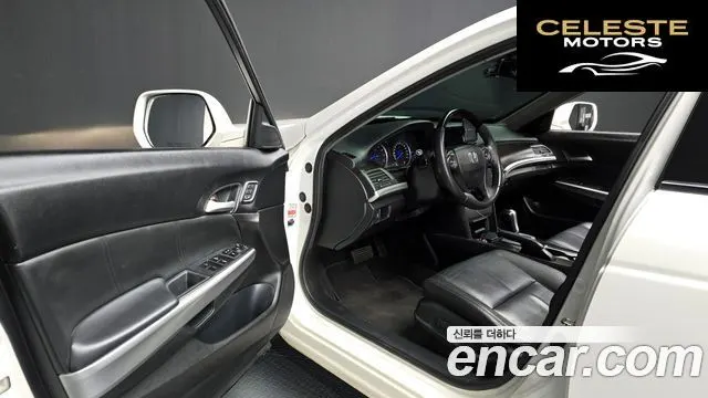 HONDA 3.5 2013 — photo 11 sur 26