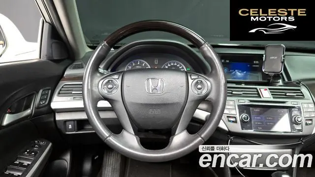 HONDA 3.5 2013 — photo 13 sur 26
