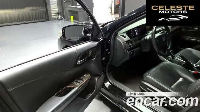 HONDA 3.5 2013 — photo 11 sur 20