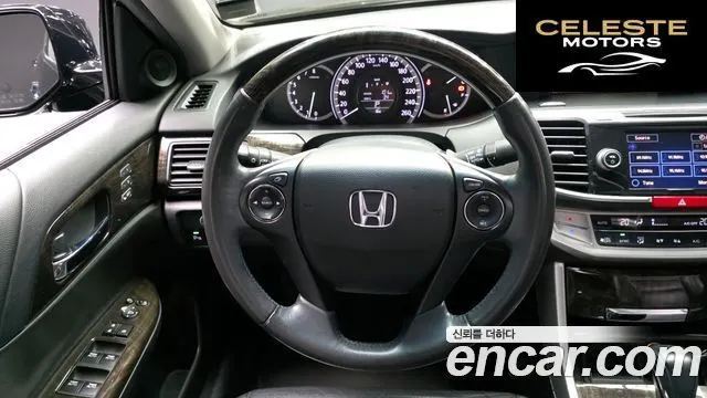 HONDA 3.5 2013 — photo 13 sur 20