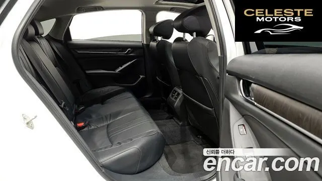 HONDA 102.0 HighTouring 2018 — photo 11 sur 20