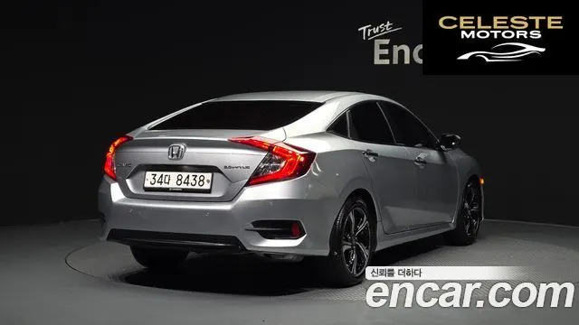 HONDA 2.0 2017 — photo 2 sur 26