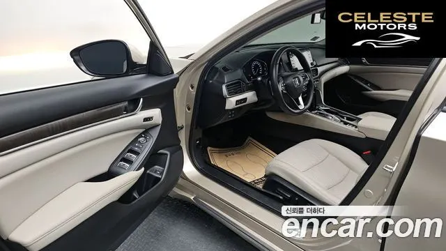 HONDA 102.0 HighTouring 2019 — photo 12 sur 36