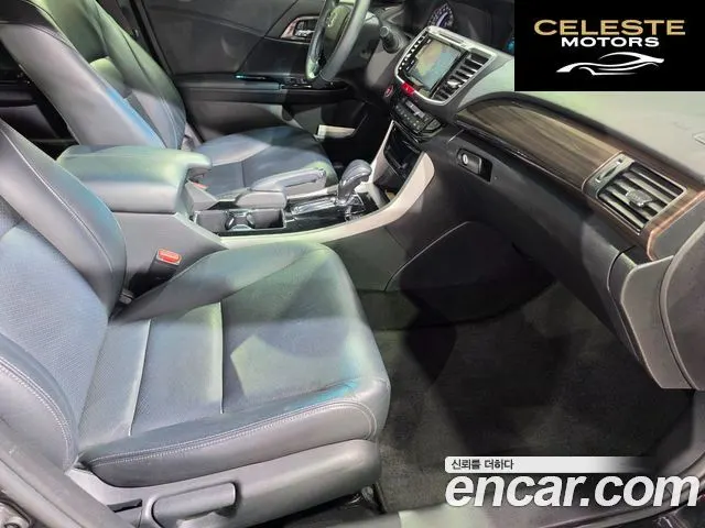 HONDA 2.4 2017 — photo 14 sur 26