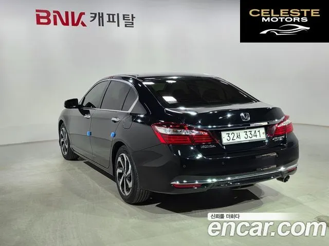 HONDA 2.4 2017 — photo 4 sur 26