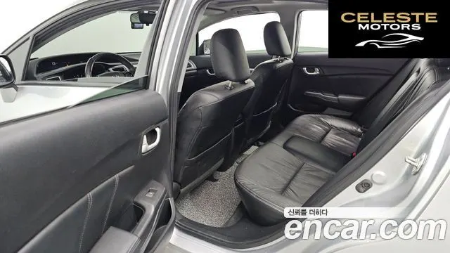 HONDA 1.8 EX 2015 — photo 11 sur 20