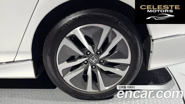 HONDA 102.0 HighTouring 2018 — photo 5 sur 20