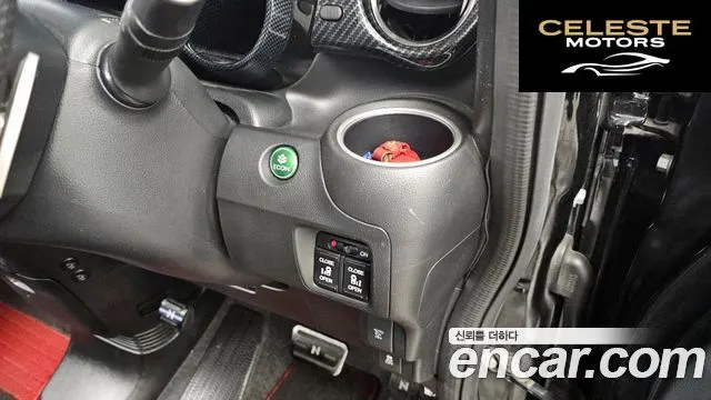 HONDA N-BOX 0.6 2WD 2017 — photo 36 sur 38