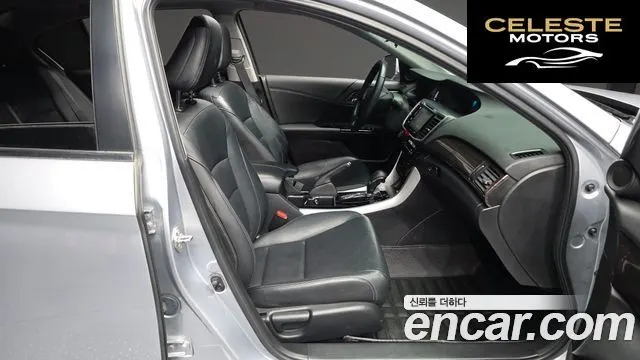 HONDA 2.4 2017 — photo 11 sur 20