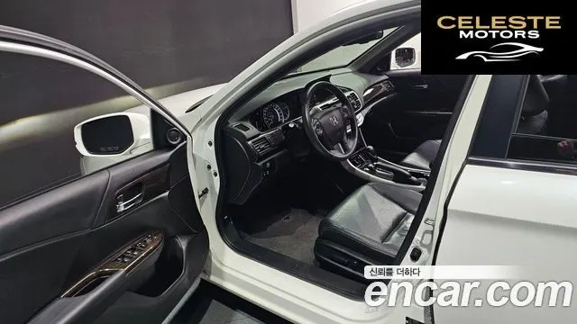 HONDA 2.4 2015 — photo 10 sur 20