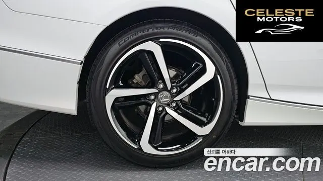 HONDA 102.0 HighTouring 2019 — photo 5 sur 20