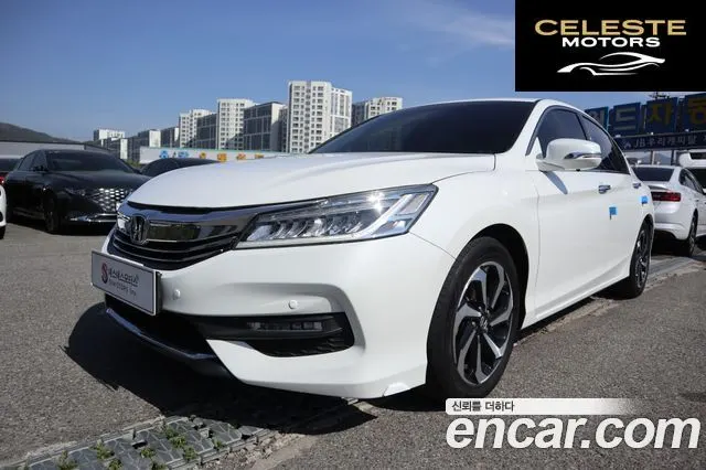 HONDA 2.4 2017 — photo 25 sur 26