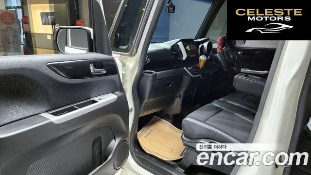 HONDA N-BOX 0.6 2WD 2016 — photo 10 sur 26