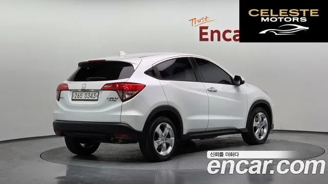 HONDA HR-V 1.8 2016 — photo 2 sur 26