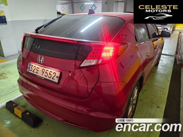 HONDA 1.8 2013 — photo 12 sur 25