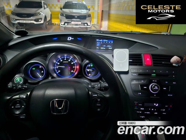 HONDA 1.8 2013 — photo 23 sur 25