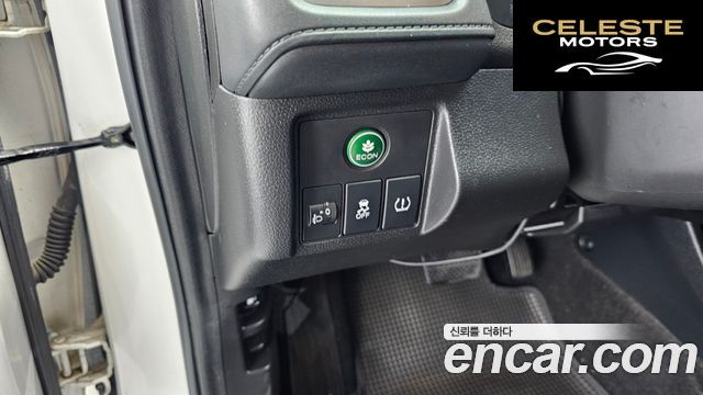 HONDA HR-V 1.8 2016 — photo 17 sur 20