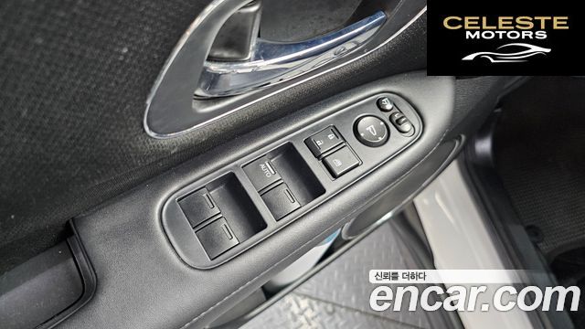 HONDA HR-V 1.8 2016 — photo 18 sur 20