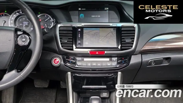 HONDA 2.4 2017 — photo 18 sur 39