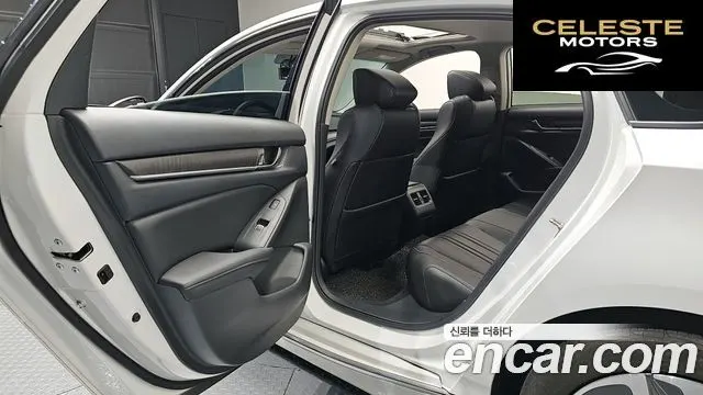 HONDA 102.0 HighTouring 2019 — photo 18 sur 35