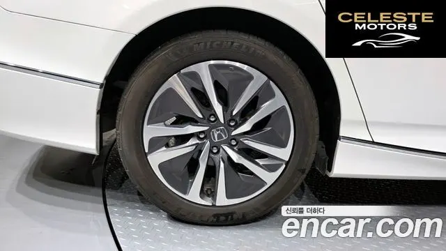 HONDA 102.0 HighTouring 2019 — photo 5 sur 35