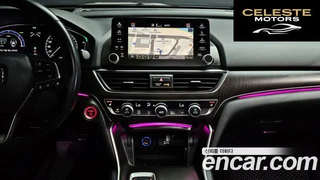 HONDA 102.0 HighTouring 2018 — photo 22 sur 37