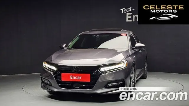 HONDA 102.0 HighTouring 2018 — photo 3 sur 37