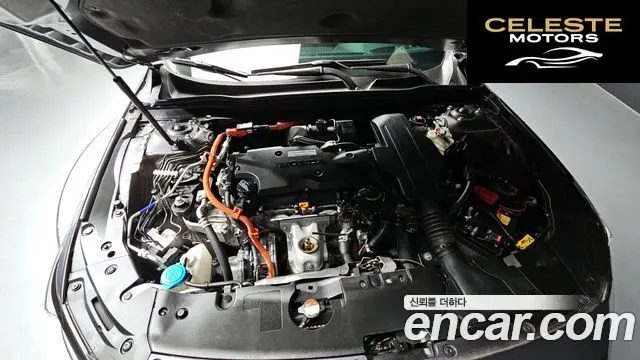 HONDA 102.0 HighTouring 2018 — photo 6 sur 37