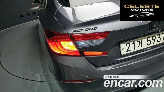 HONDA 102.0 HighTouring 2018 — photo 9 sur 37